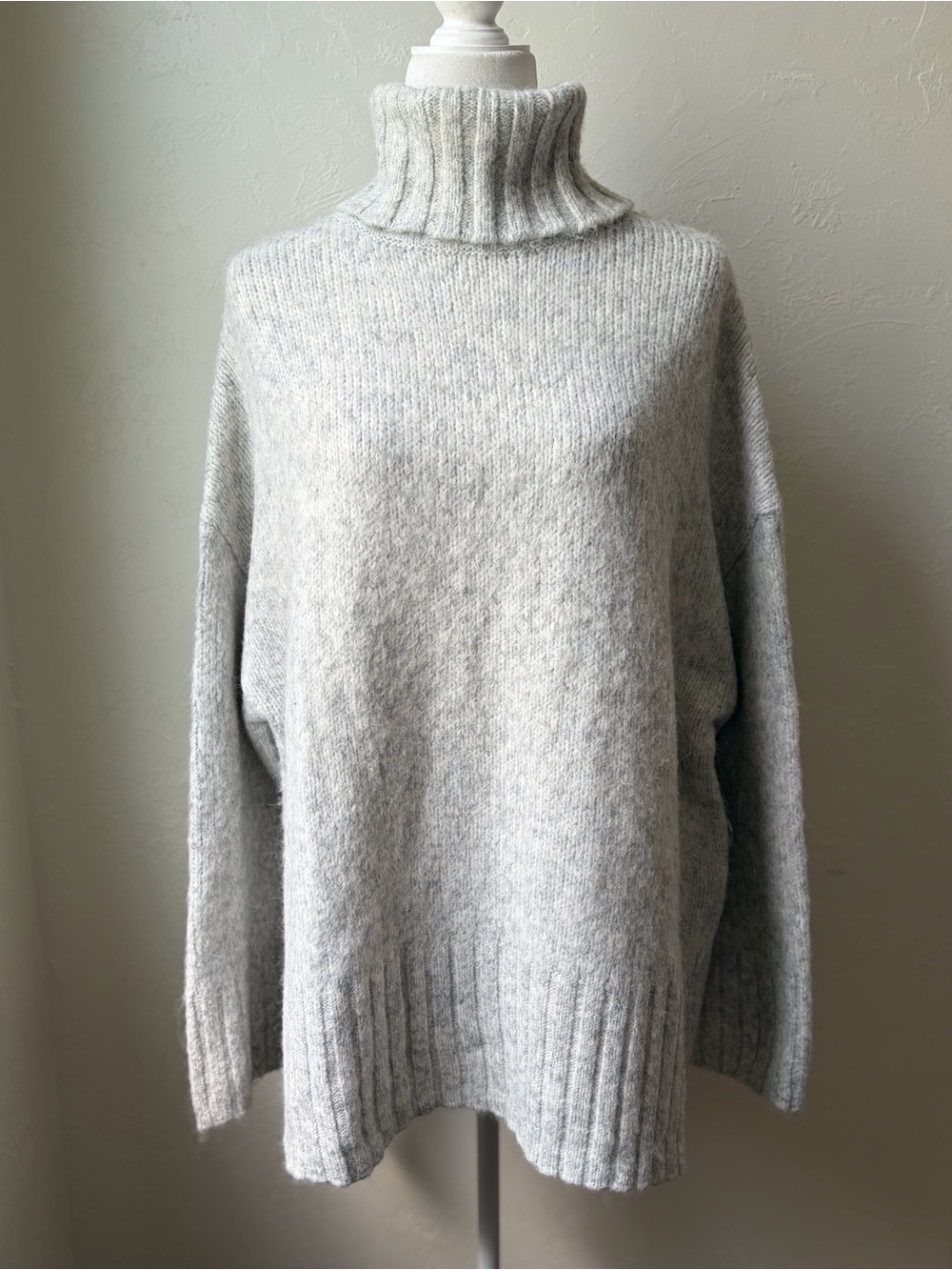 H&M Gray Alpaca Blend Oversized Turtleneck Sweater M